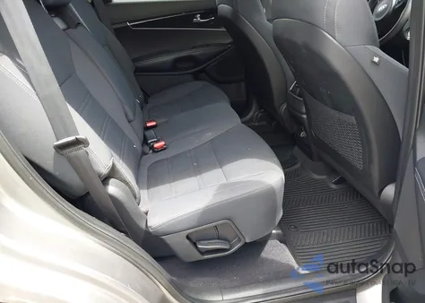 2017 Kia Sorento 2.4L L z USA, uszkodzony, nr VIN 5XYPG4A39HG205283